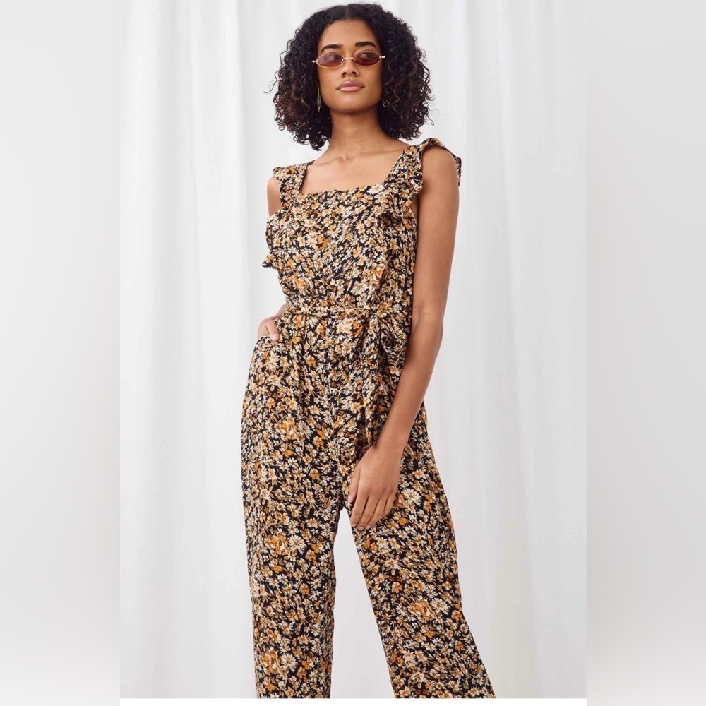 Hayden Belted Ruffle Shoulder Jumpsuit Size 3X - Picture 5 of 12